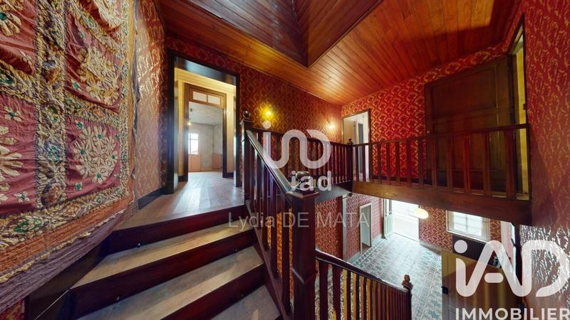 Maison de village - 250 m² - 7 pièces