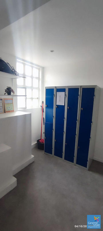 Local commercial - 65 m² - 5 pièces