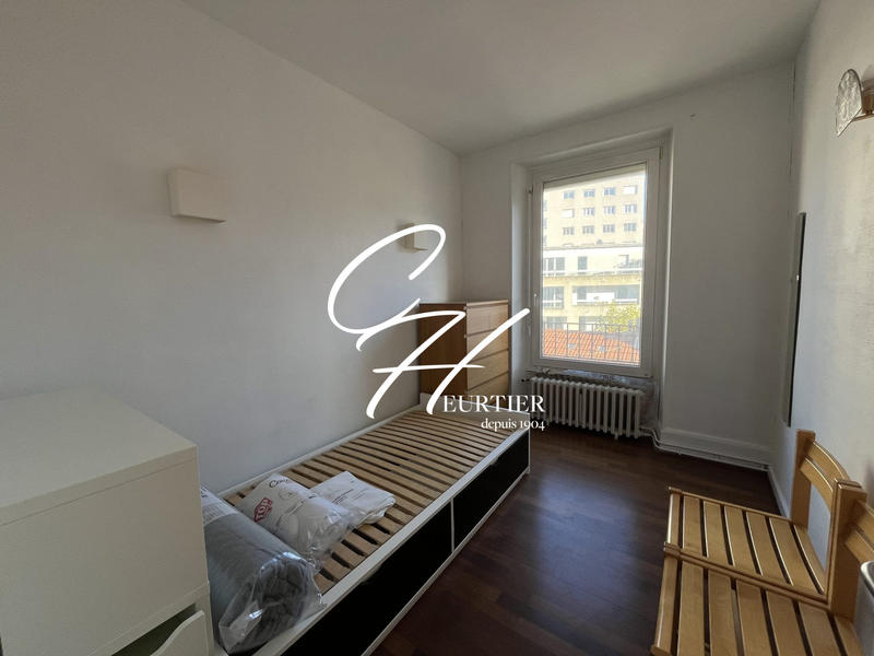 Appartement - 84 m² - 4 pièces