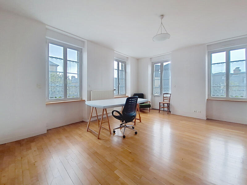 Maison - 150 m² - 6 pièces