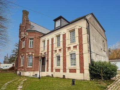 Maison bourgeoise - 289 m² - 13 pièces