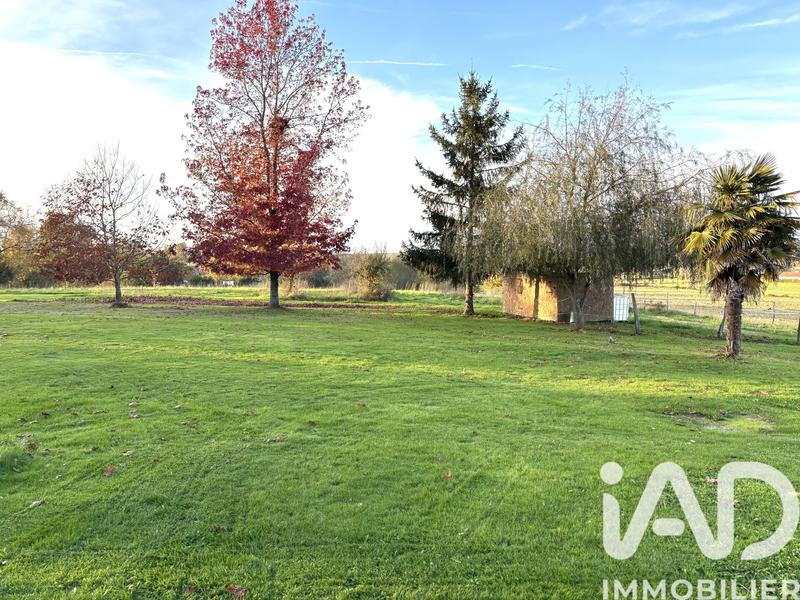 Maison - 229 m² - 7 pièces