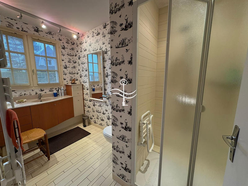 Maison ancienne - 189 m² - 9 pièces