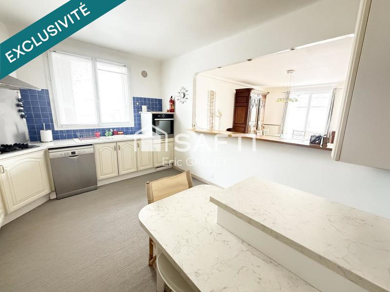 Maison - 235 m² - 7 pièces