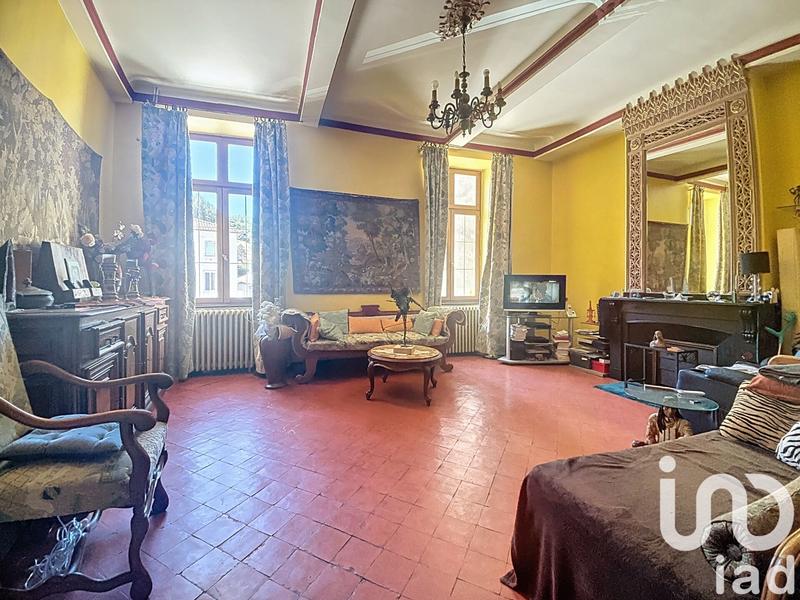 Maison de village - 457 m² - 10 pièces