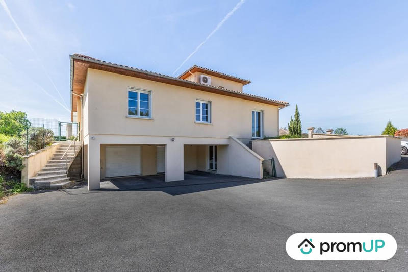 Villa - 234 m² - 7 pièces