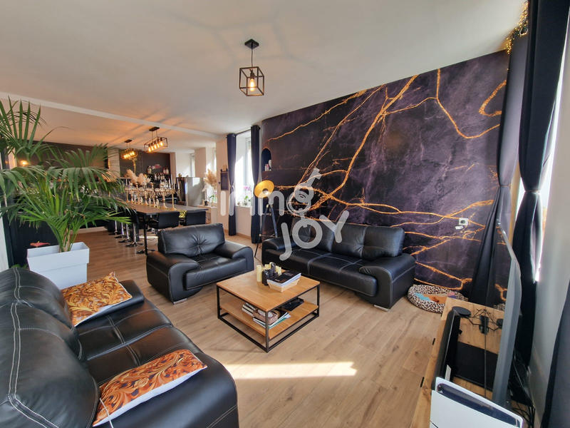 Maison de village - 226 m² - 7 pièces