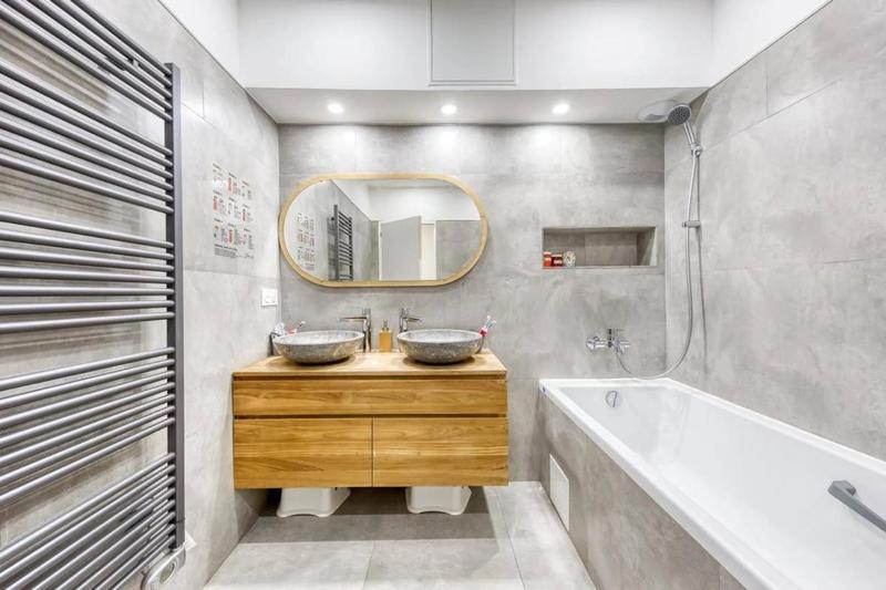 Maison - 190 m² - 8 pièces