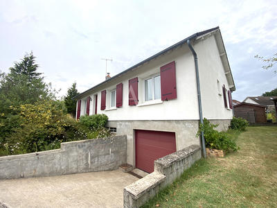 Maison - 120 m² - 6 pièces