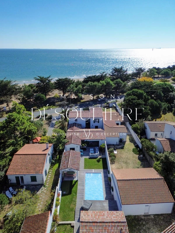 Villa - 200 m² - 7 pièces