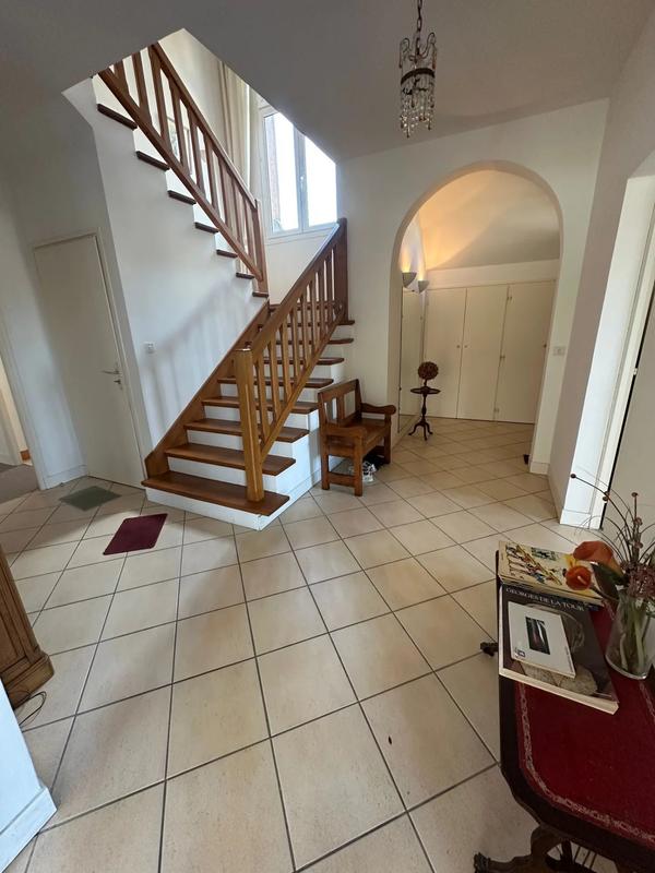 Maison - 190 m² - 6 pièces