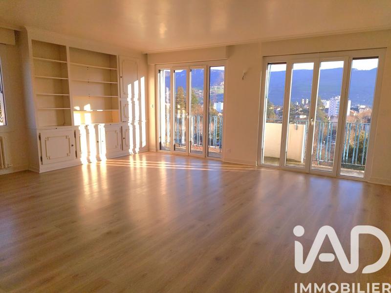 Appartement - 142 m² - 5 pièces