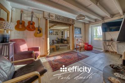 Maison de village - 320 m² - 15 pièces