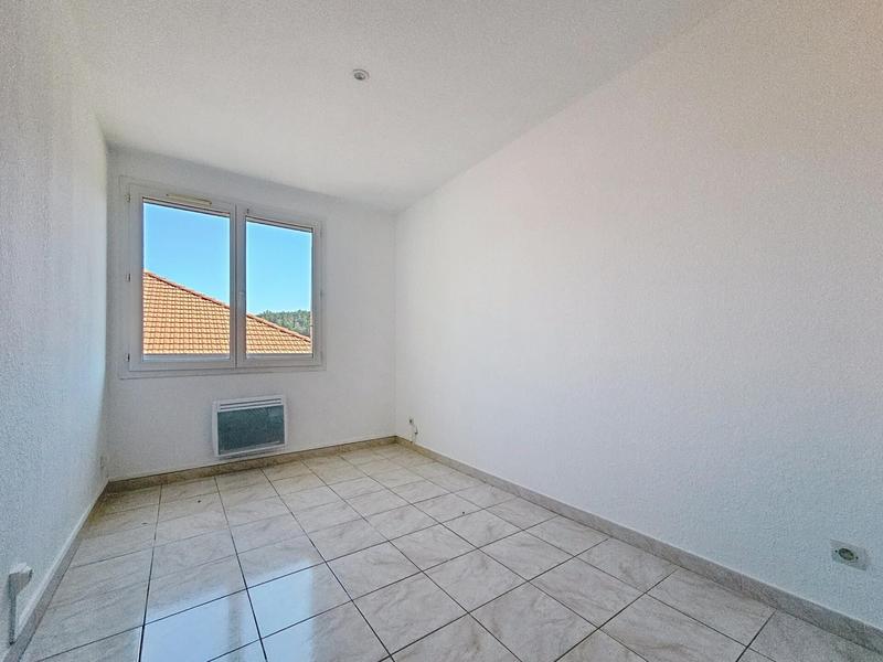 Appartement - 94 m² - 4 pièces