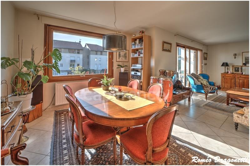 Maison - 120 m² - 4 pièces