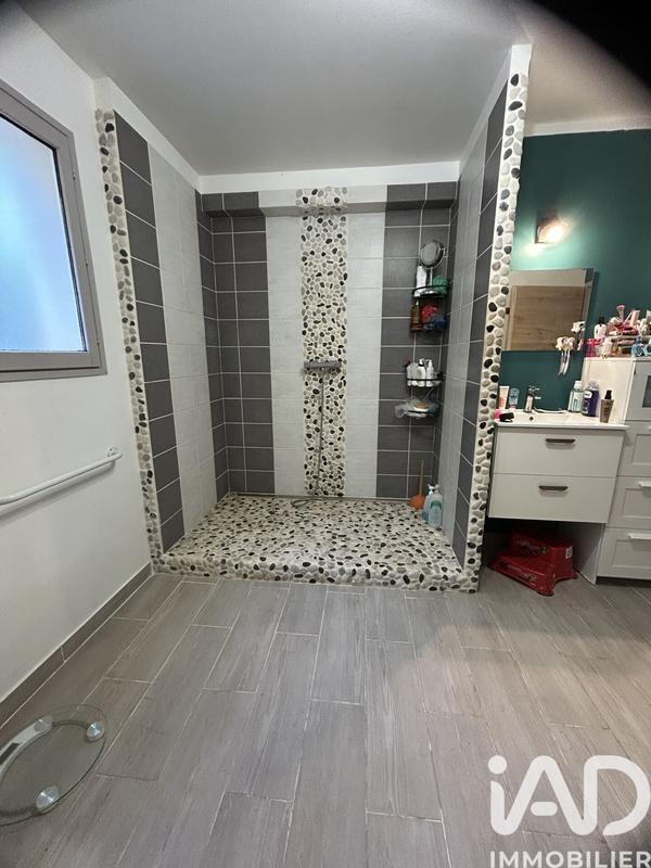 Maison - 275 m² - 7 pièces