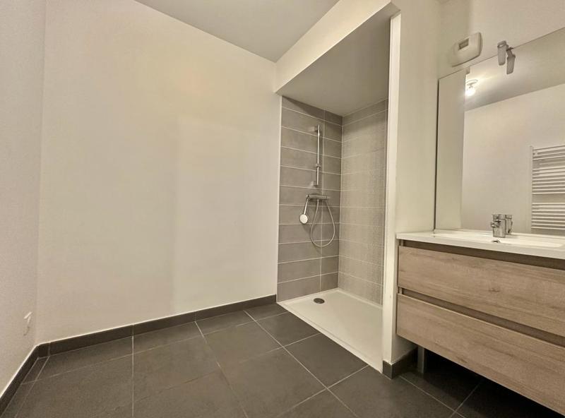 Appartement ancien - 62 m² - 3 pièces