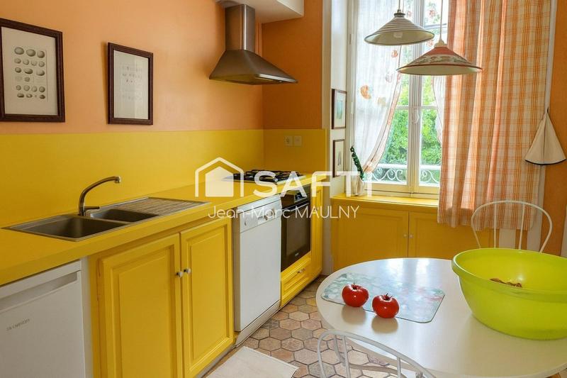 Maison - 166 m² - 7 pièces