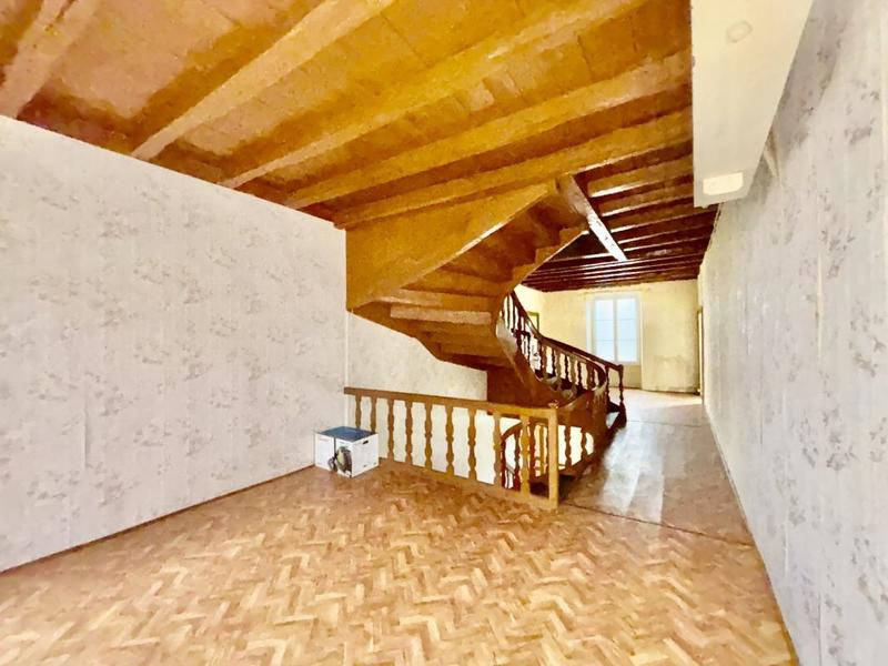 Maison de maîtres - 431 m² - 11 pièces