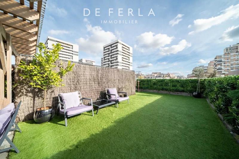 Penthouse - 87 m² - 4 pièces