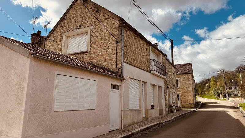 Maison de village - 123 m² - 5 pièces