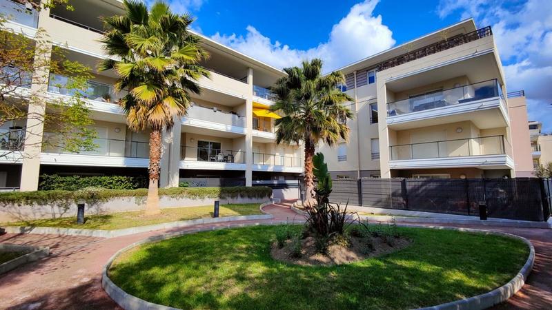 Appartement - 82 m² - 3 pièces