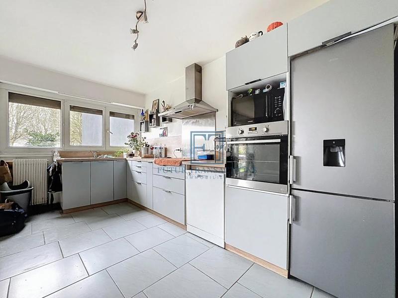 Appartement - 77 m² - 4 pièces