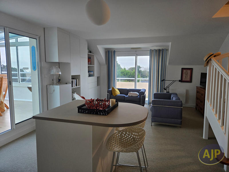 Appartement - 84 m² - 4 pièces