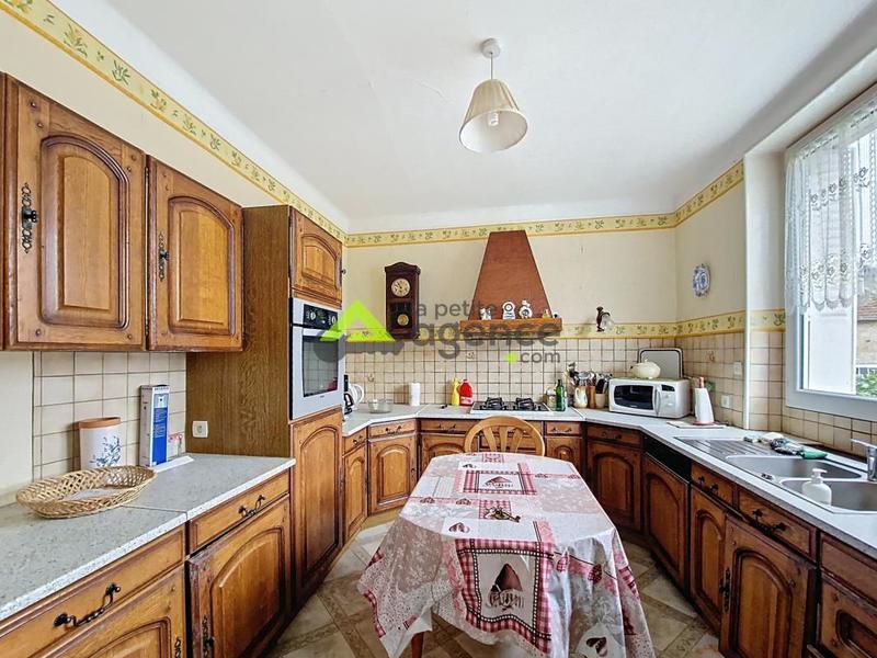 Maison - 190 m² - 7 pièces