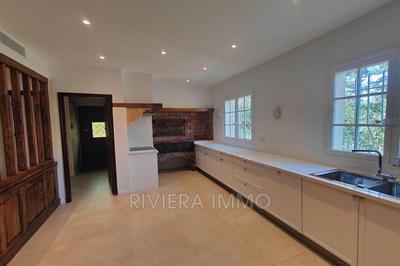 Villa - 350 m² - 9 pièces