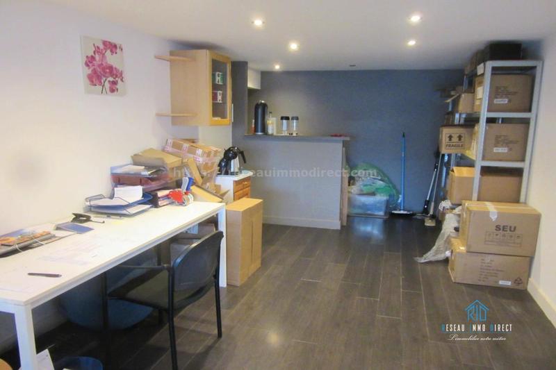 Local d'activité / Entrepôt - 56 m² - 3 pièces