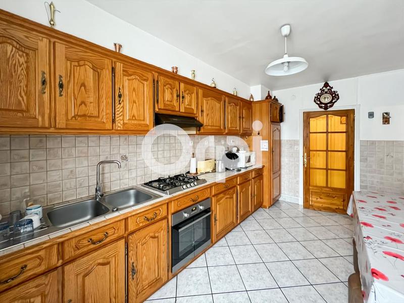 Maison - 95 m² - 4 pièces