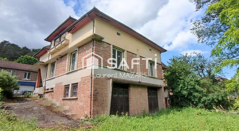 Maison - 160 m² - 8 pièces