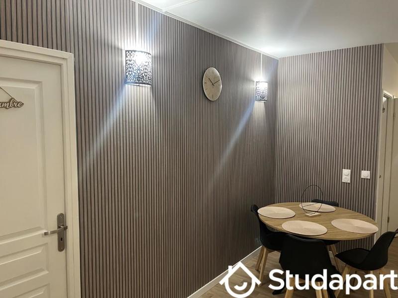 Chambre - 10 m² - 1 pièce