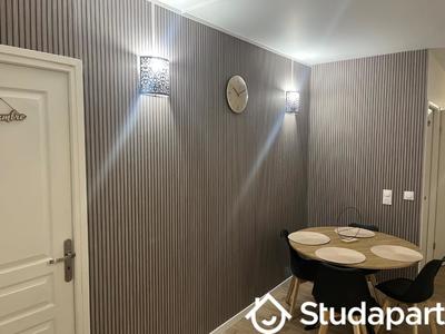 Chambre - 10 m² - 1 pièce