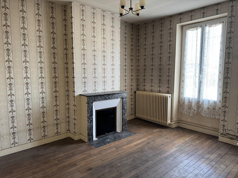 Maison - 145 m² - 8 pièces