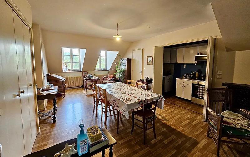 Appartement - 165 m² - 8 pièces