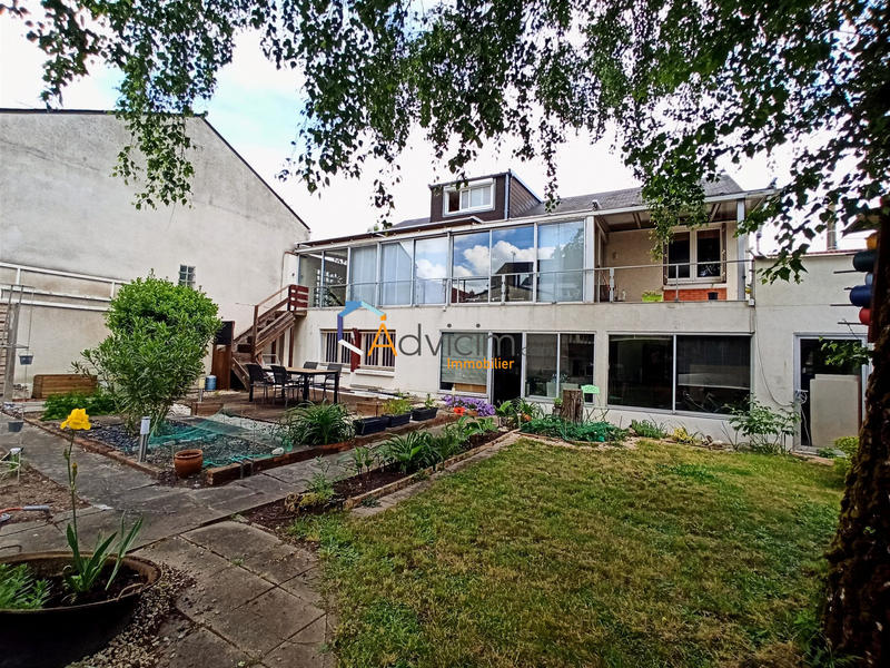 Maison - 160 m² - 7 pièces