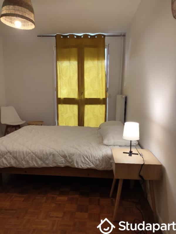 Chambre - 11 m² - 1 pièce