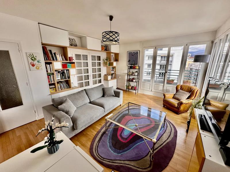 Appartement - 110 m² - 5 pièces