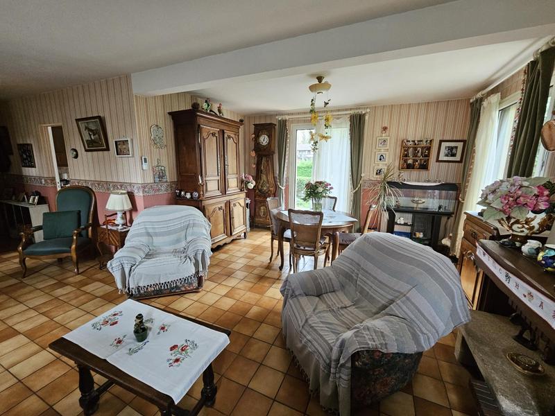 Maison traditionnelle - 105 m² - 4 pièces