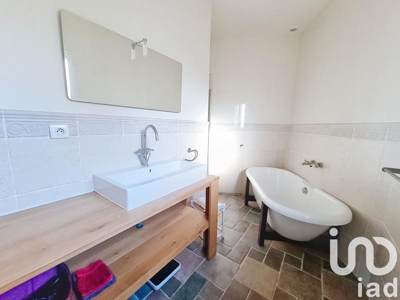 Maison - 233 m² - 10 pièces