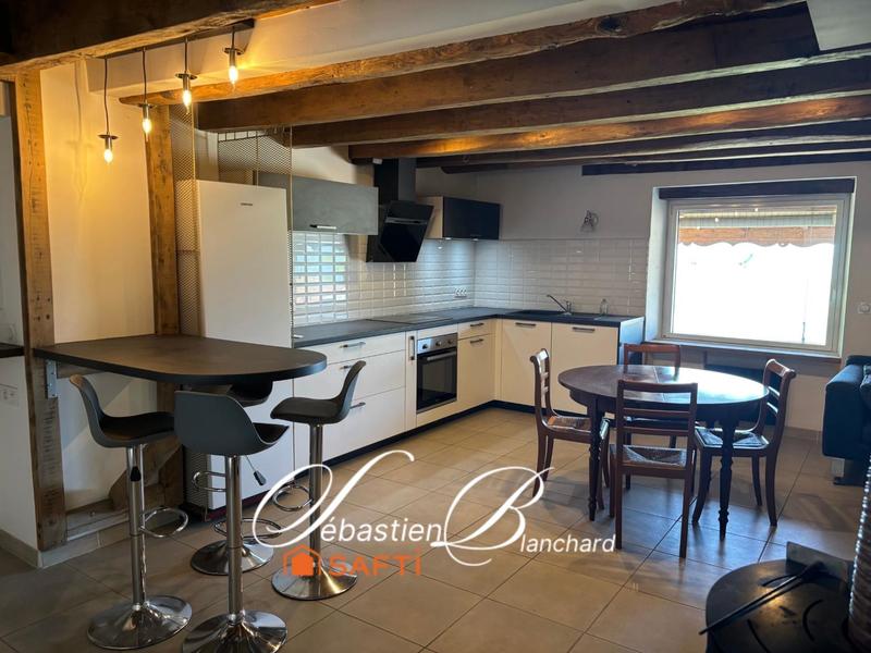 Maison - 136 m² - 8 pièces