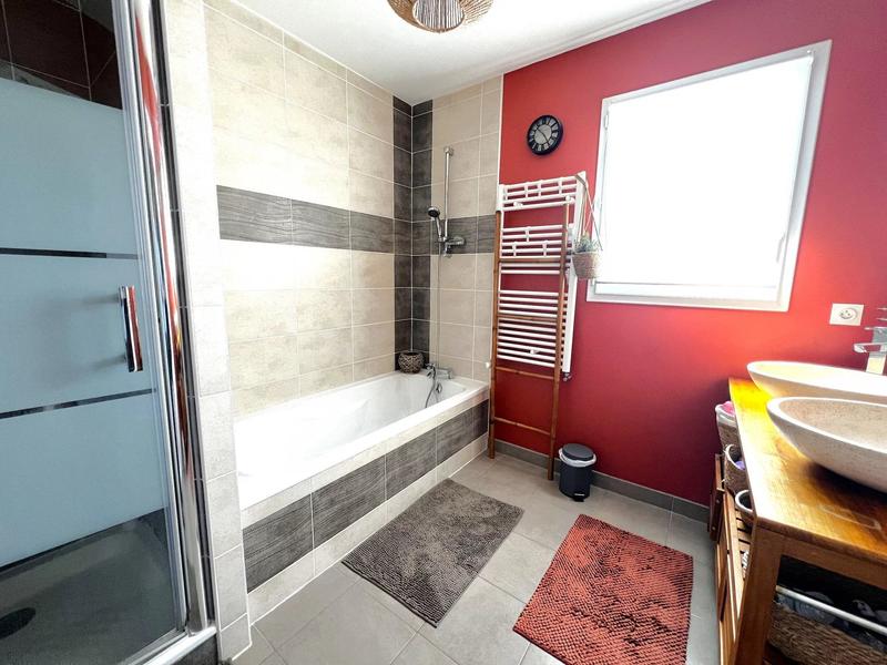 Maison - 84 m² - 4 pièces