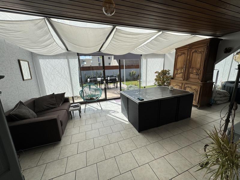 Maison contemporaine - 175 m² - 6 pièces