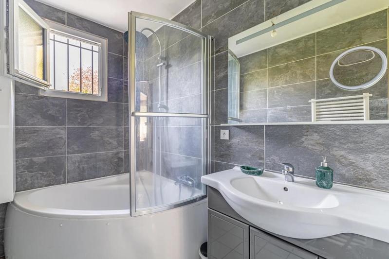 Maison - 125 m² - 7 pièces