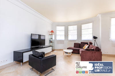 Bureau - 90 m² - 4 pièces