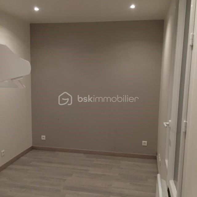 Immeuble - 68 m² - 3 pièces