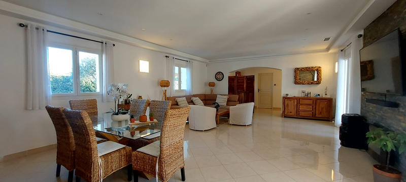 Villa - 157 m² - 5 pièces