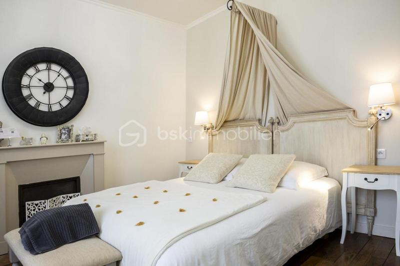 Demeure - 506 m² - 20 pièces